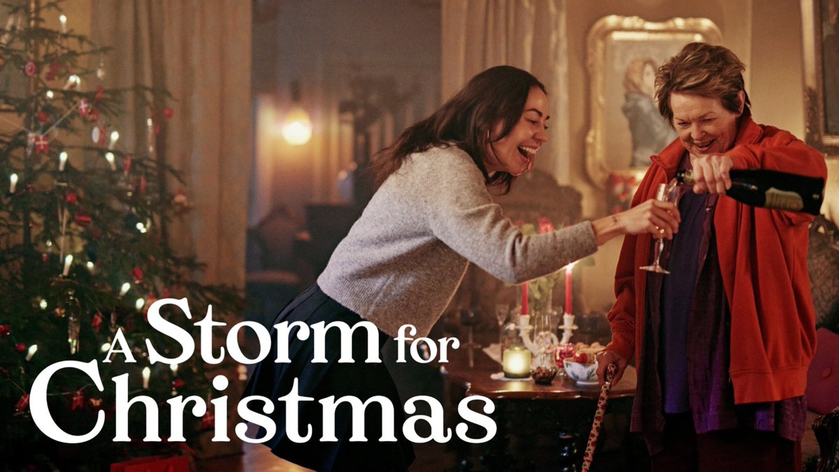 nordiksimit's tweet photo. Netflix’in Norveç yapımı yeni mini dizisi A Storm for Christmas, yeni yıl temasını bu sene eğlenceli ve içten bir şekilde işliyor. https://t.co/U4fCG9w5Fs https://t.co/Nd411Tz3zq