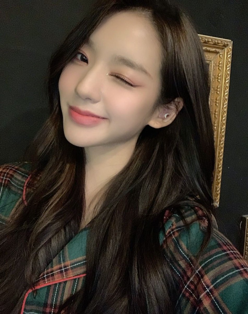 Soodamfiles's tweet photo. 221224 
Soodam on Instagram update 💭
@ secretnumber.official

@5ecretNumber 
#SOODAM
#SECRETNUMBER_TAP
#SECRET_NUMBER 
#시크릿넘버 https://t.co/87wsdMBtPq