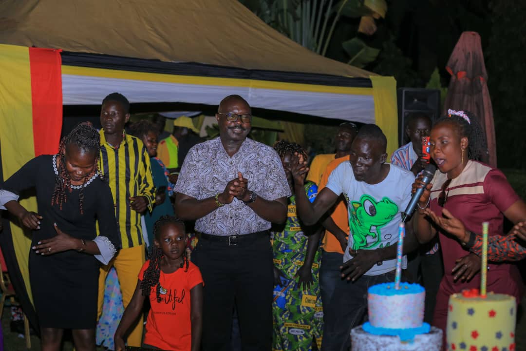 Evelyn AnitE tweet media