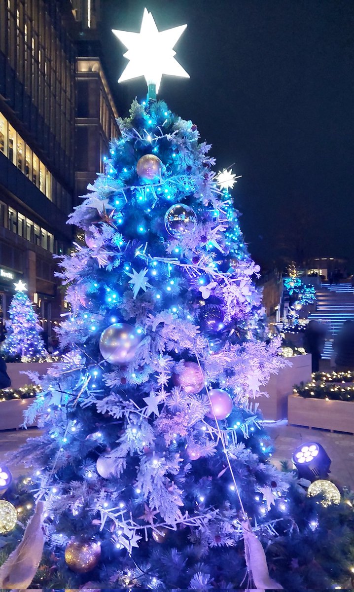 mahiro_mk's tweet photo. ⛄️メリークリスマス🎄
#クリスマス
#イルミネーション2022
#magic_time
#日比谷ミッドタウン https://t.co/YvcNi5XKmM