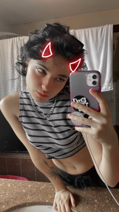 Bom dia, pitchulas e pitchulos https://t.co/Mm99NJTJ7r<a href="/tag/iwannabetour"class="tags"><span>#iwannabetour</span></a>