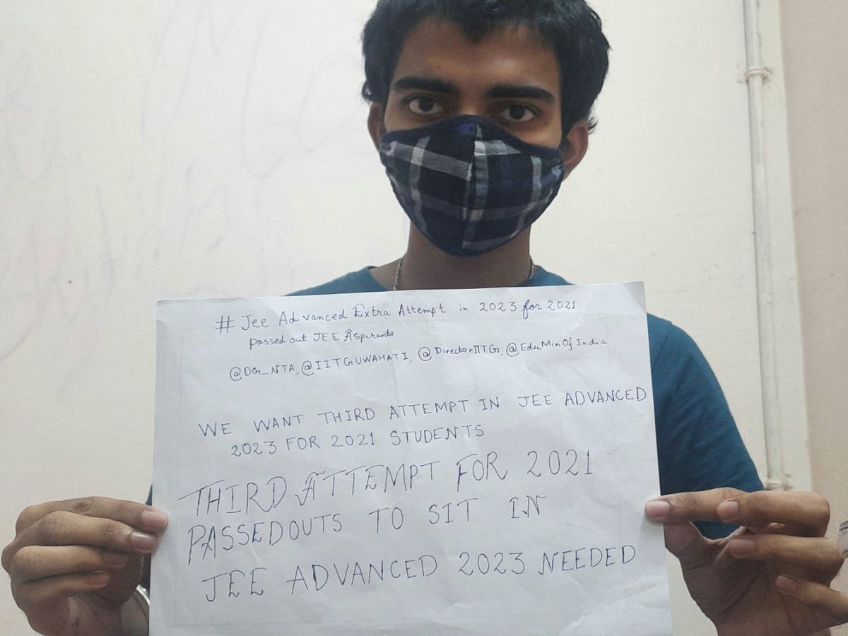 Harshit03062004's tweet photo. 2020 students suffered from the lighter wave and were given a chance in 2022 to appear.2021 students faced deadlier wave with other problems like floods ,protest in 2022 so we also deserve to appear again in Advance 2023 #iitfor21 @IITGuwahati @dna @ndtv @IITKgp @iitdelhi @DG_NTA https://t.co/wd03lUEiy8