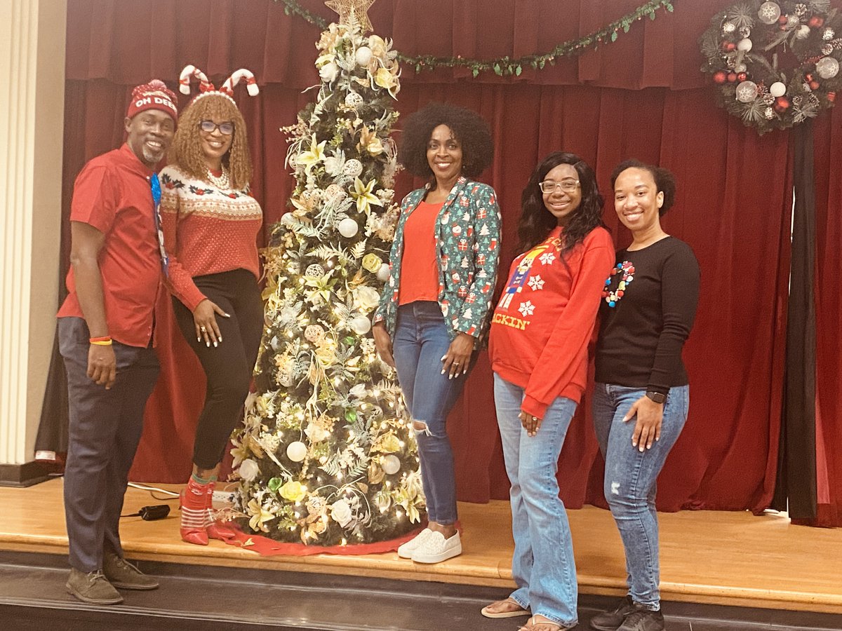 Dr. Georgia A. Stewart, Proud Principal tweet media
