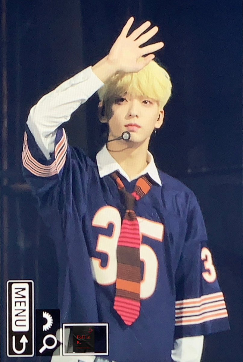 FallinReal1205's tweet photo. -
221224

#최수빈 #수빈    #SOOBIN                 
#TOMORROW_X_TOGETHER      
#TXT      #투모로우바이투게더 https://t.co/rvLnYuHbhJ