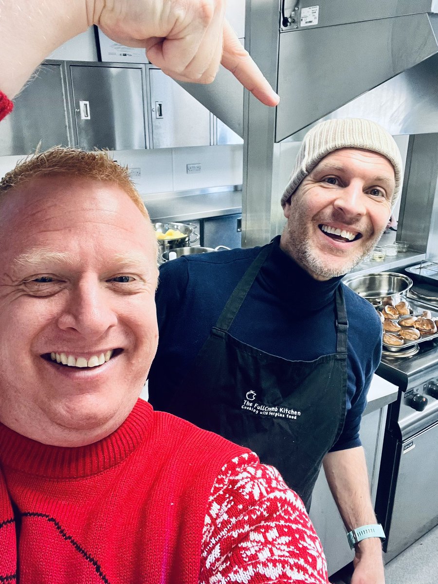 FareShareYorks's tweet image. Bored of Christmas Day TV at 5pm tomorrow?

Then tune in to @BBCRadio4 and listen in to our CEO @garethbatty and @fullcrumbkitch Project Manager Chef, Chris Clyburn talking about the work of @FareShareUK &amp;amp; some great ideas for Christmas dinner left overs. #zerofoodwaste