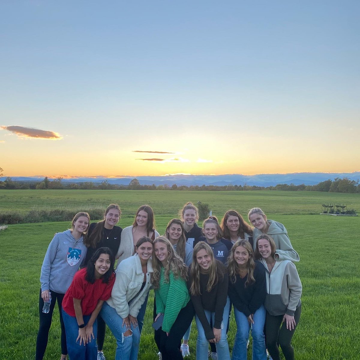 Happy holidays from MWBB! So grateful for all the people that make this program 💙