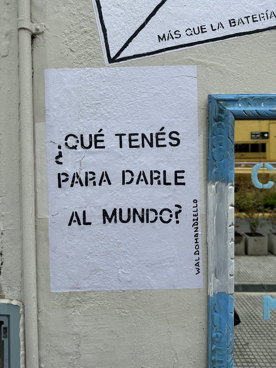 Erin Mee tweet media