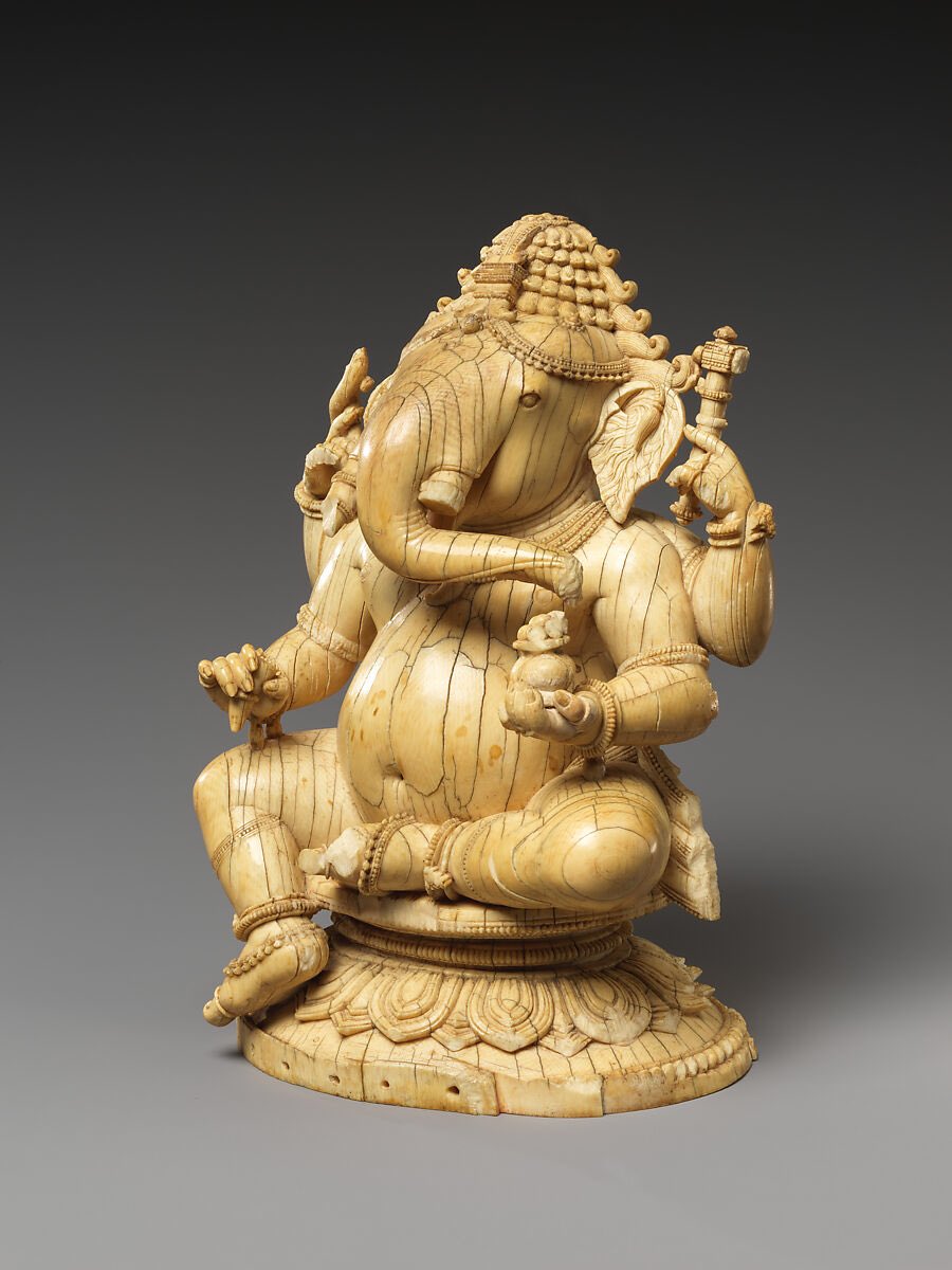 woodsidesusan2's tweet photo. A truly transnational and multi-media exhibition at the Met: Genesha: the Lord of New Beginning. The show list includes not only Indian but also Cambodian, Nepal Newar, Thai, Mongolian art! It will last until February 2024

https://t.co/wzhP34bwqD https://t.co/EfETwvCuWs
