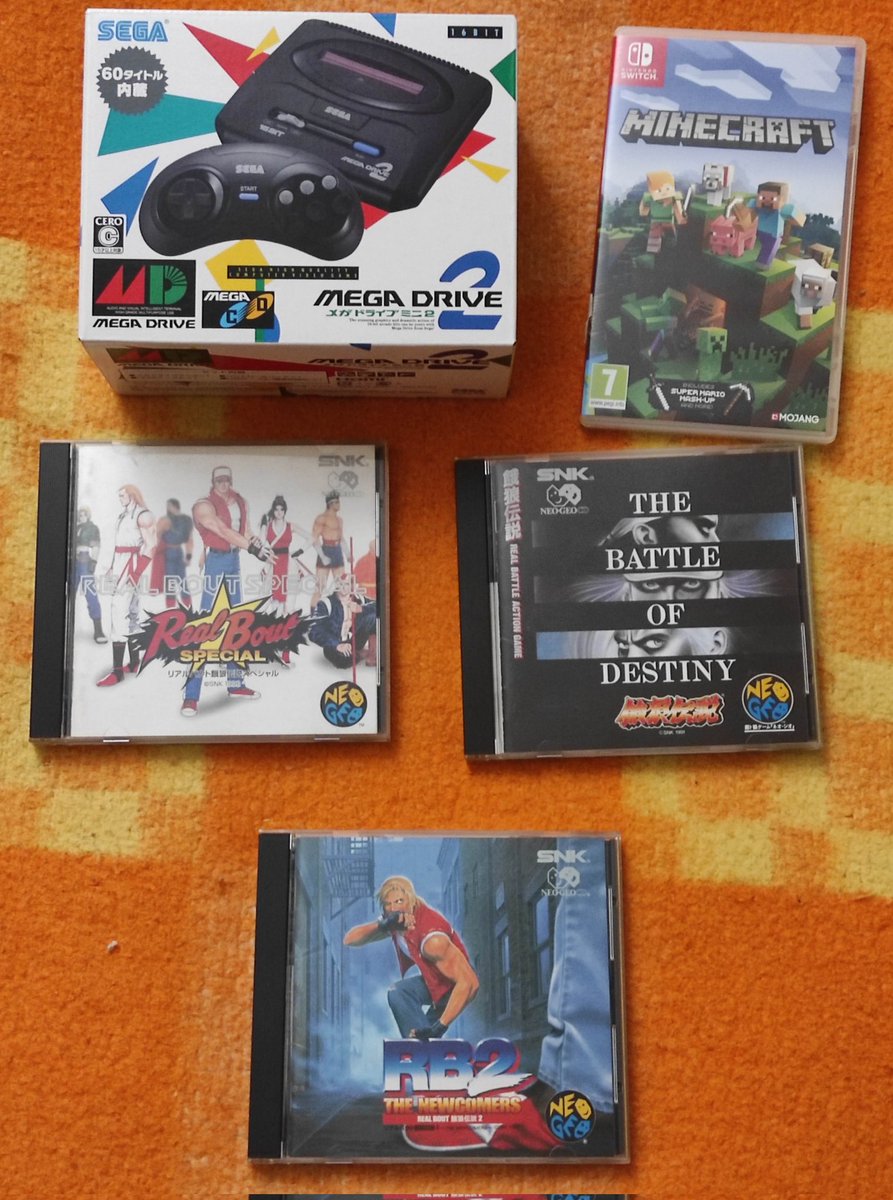 kentril73's tweet photo. Mon p'tit cadeau de Noël en avance 😋
#megadrive2mini #Sega #NeogeoCD #Minecraft #Switch #RETROGAMING
#retrogames #retrogamer https://t.co/wTSTreWH5q