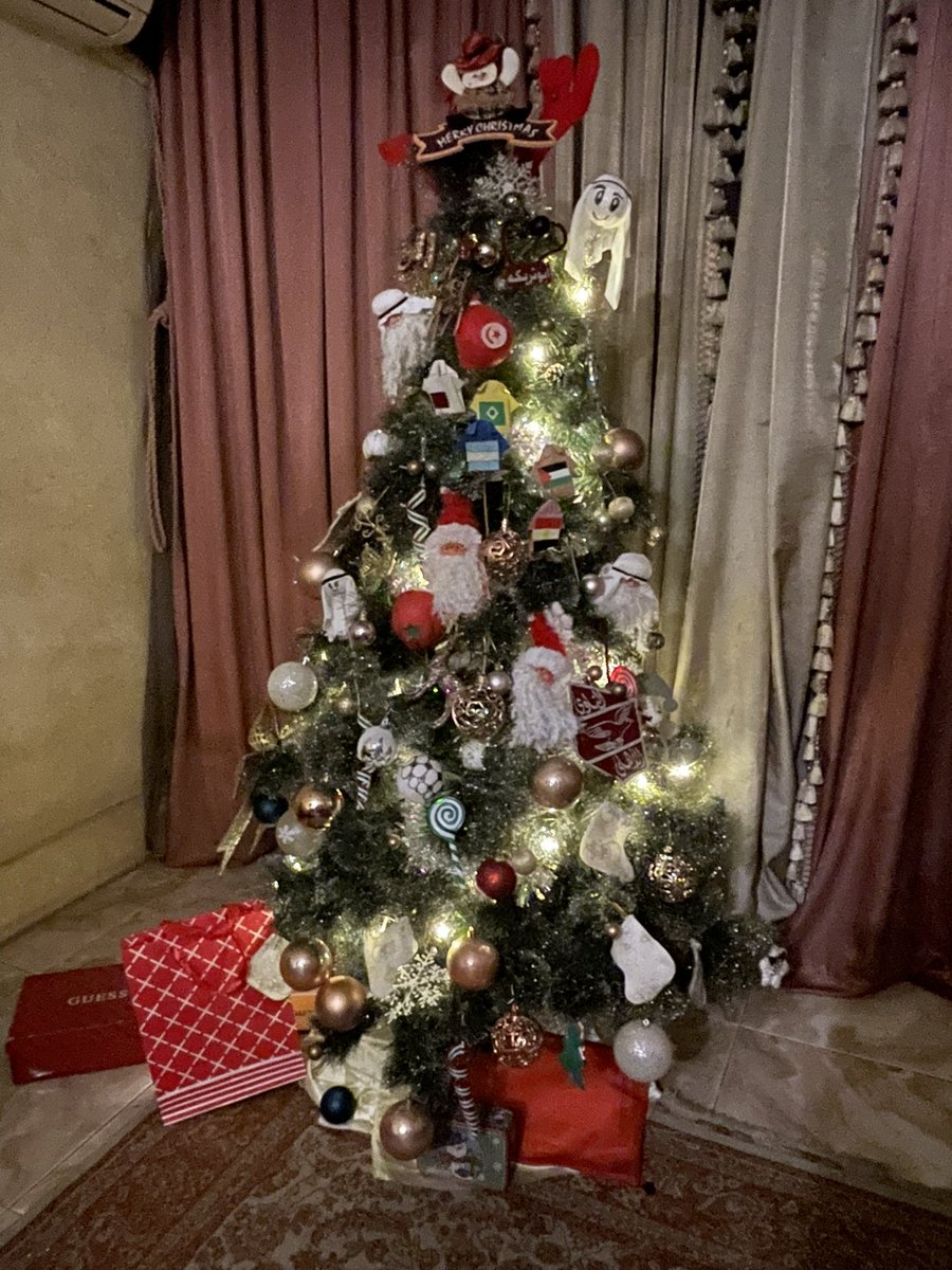hama_habib's tweet photo. Christmas tree برعاية كاس العالم
#MerryChristmas
#HappyHolidays
#family #maKids #FamilyIsLove
❄️🎅🏽🎄🎉🎊🎁 🛍♥️ https://t.co/a3iDw9ffGp