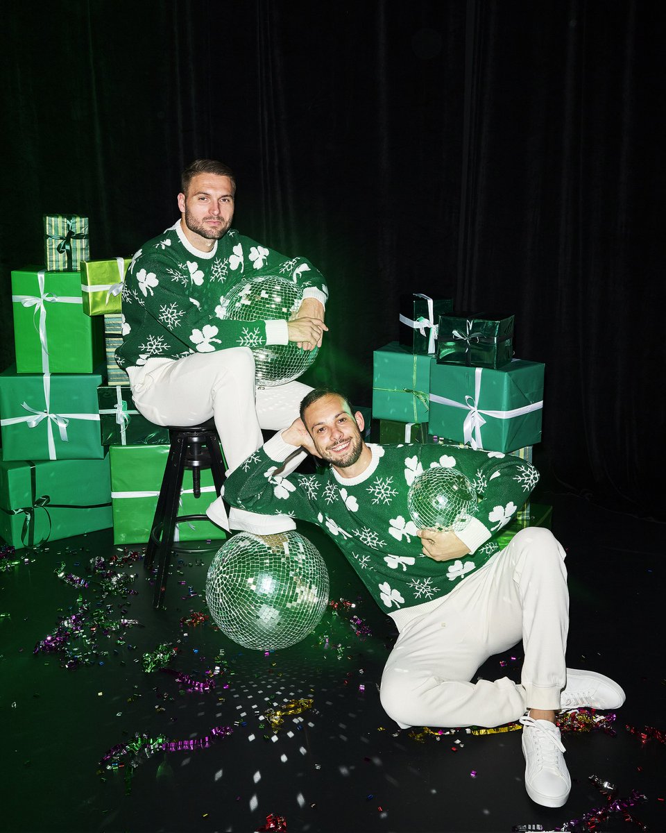 paofc_'s tweet photo. Green Christmas edition 🎄☘
#Panathinaikos #GreenXMas https://t.co/dTKQh44Y4r