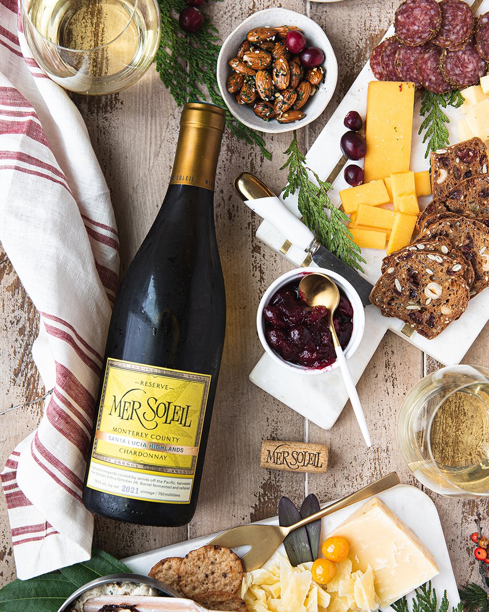 The wait is over - Mer Soleil Chardonnay is all we wanted for Christmas.🎄