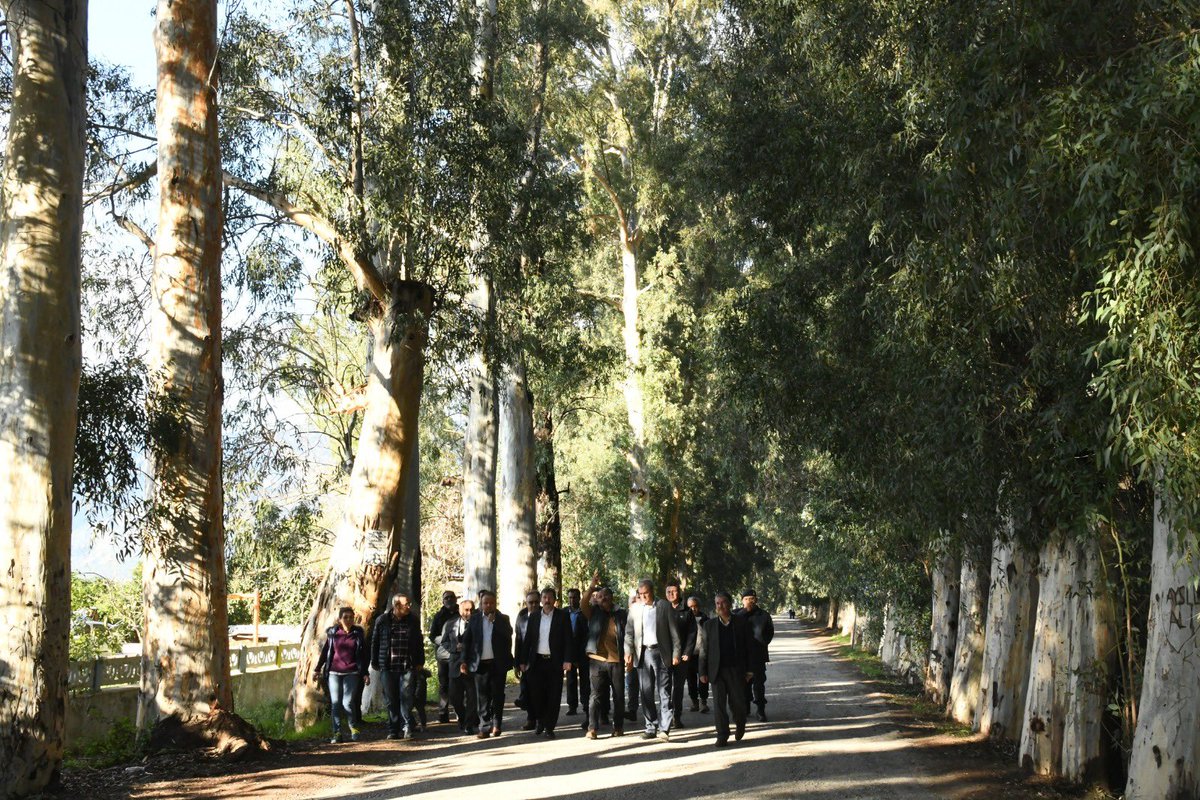 Valimiz Sayın Orhan Tavlı, Ula Kaymakamı Baha Başçelik, Ula Belediye Başkanı Özay Türkler Akçapınar Muhtarı Şükrü Arslan ile birlikte Akçapınar mahallemizde Teknofest Liseler Arası Roket Yarışması'nda Türkiye şampiyonu olan Kavaklıdere Roket Takımını ziyaret etti