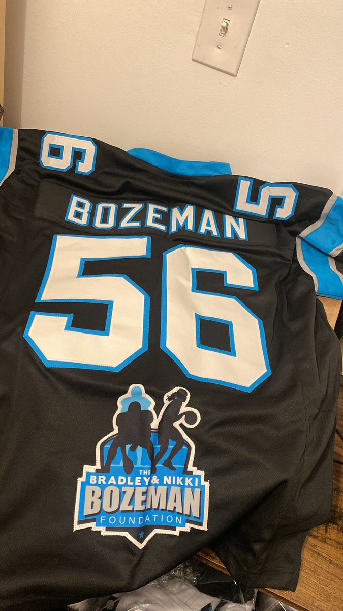 Nikki Bozeman (@1nikkiann3) on Twitter photo Happy Game Day!! Who is braving the cold today?!?! With it being Christmas Eve we decided to do a jersey giveaway! Just follow the foundation <a href="/bradnikkiboze/">The Bozeman Foundation</a> and retweet this for your chance to win an epic Christmas Gift! We love you guys 🫶🏼 Merry Christmas #TrenchMafia Happy Game Day!! Who is braving the cold today?!?! With it being Christmas Eve we decided to do a jersey giveaway! Just follow the foundation <a href="/bradnikkiboze/">The Bozeman Foundation</a> and retweet this for your chance to win an epic Christmas Gift! We love you guys 🫶🏼 Merry Christmas #TrenchMafia