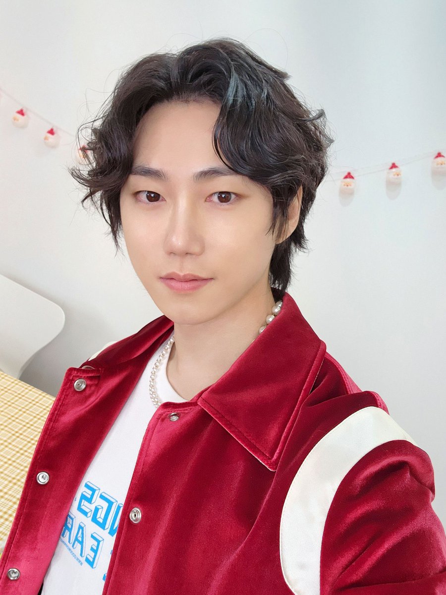 onlyubaron's tweet photo. HES JUST SO https://t.co/MbTK0O8xGF