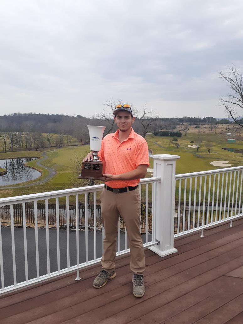 mitchellnick97's tweet photo. @practicalgolf Winning Match Play championship at my club https://t.co/rQqaHVZEFs