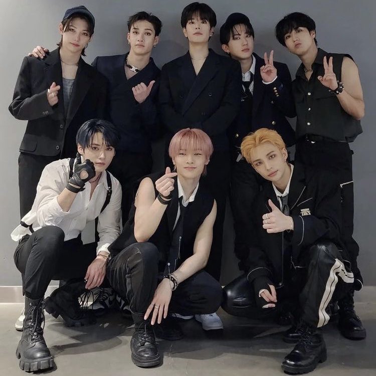 yesmynail's tweet photo. - STRAY KIDS fake nails edition - https://t.co/fDe69DGSbj