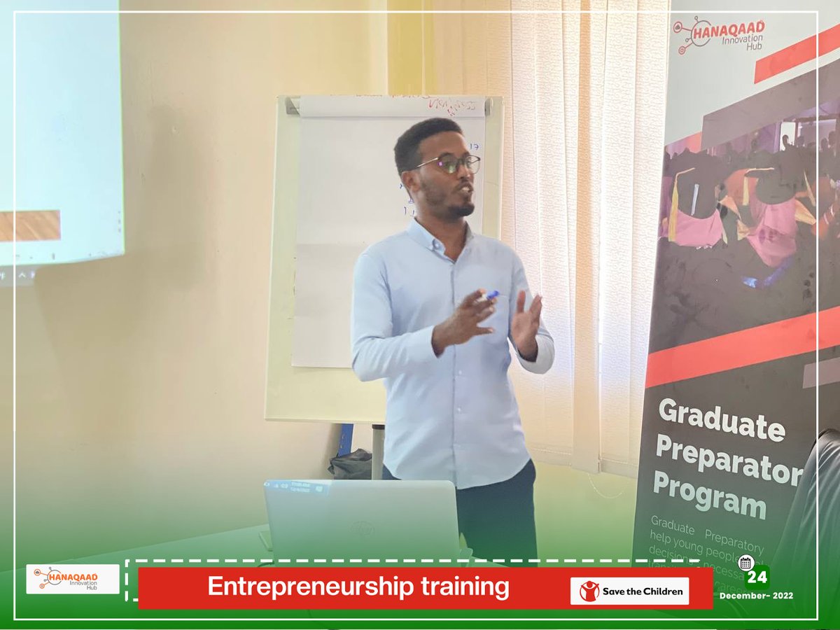 hanaqaadhub's tweet photo. In collaboration with Save the children, our entrepreneurship training program is going well in week three. This is a structured program that aims to equip youth with the necessary skillset and mindset for identifying and launching new business ventures. https://t.co/1Rm8Aq70Gi