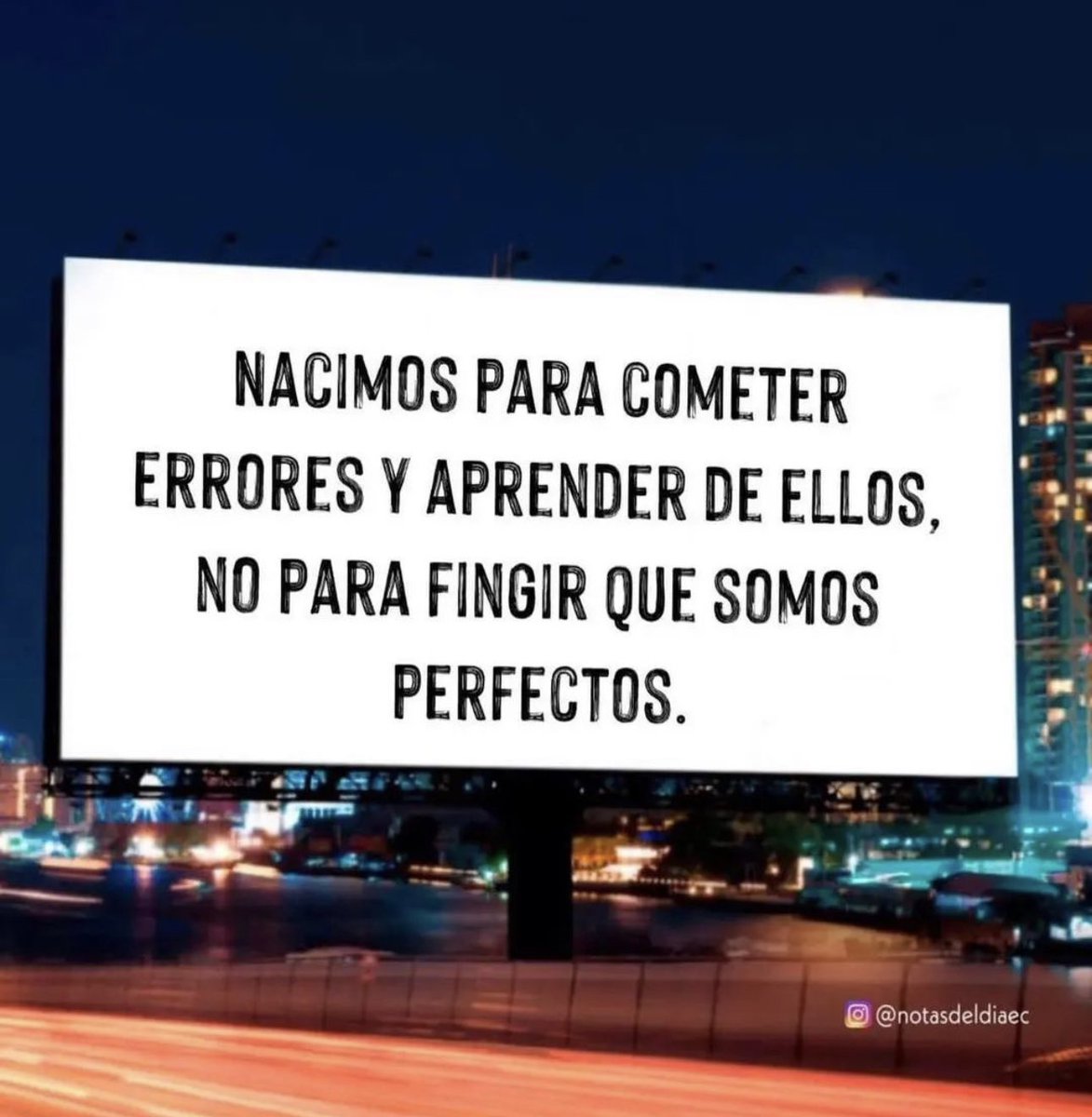 Que pasen una #FelizNochebuena en compañía de su familia, les deseo éxito y prosperidad… tomen en sus manos su vida y no la pongan en manos de nadie que les quite libertades a cambio de “ayuda”.

Todos los errores tienen solución si se hacen responsables! N