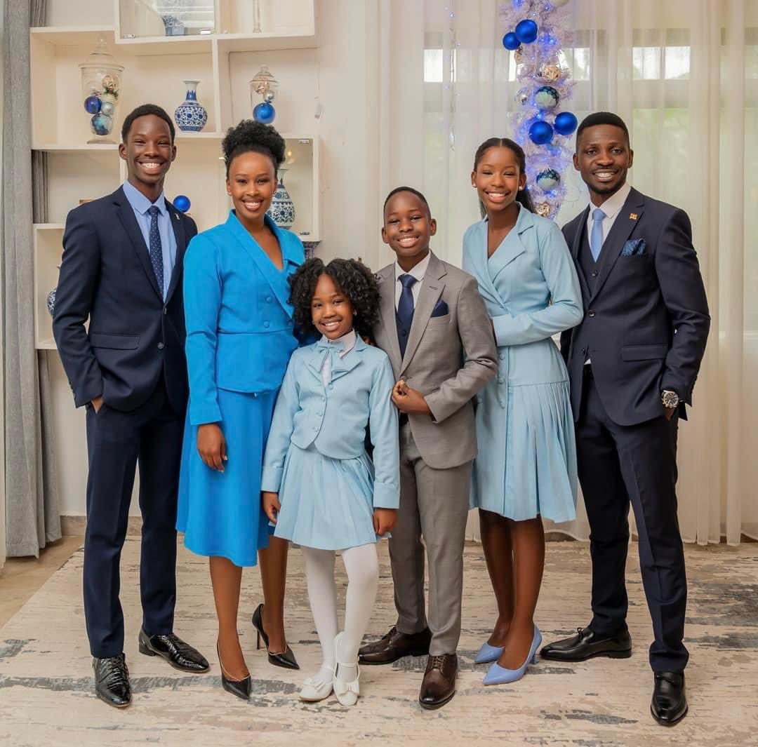 LindaMerimbe's tweet image. Who else admires this family😍🥰