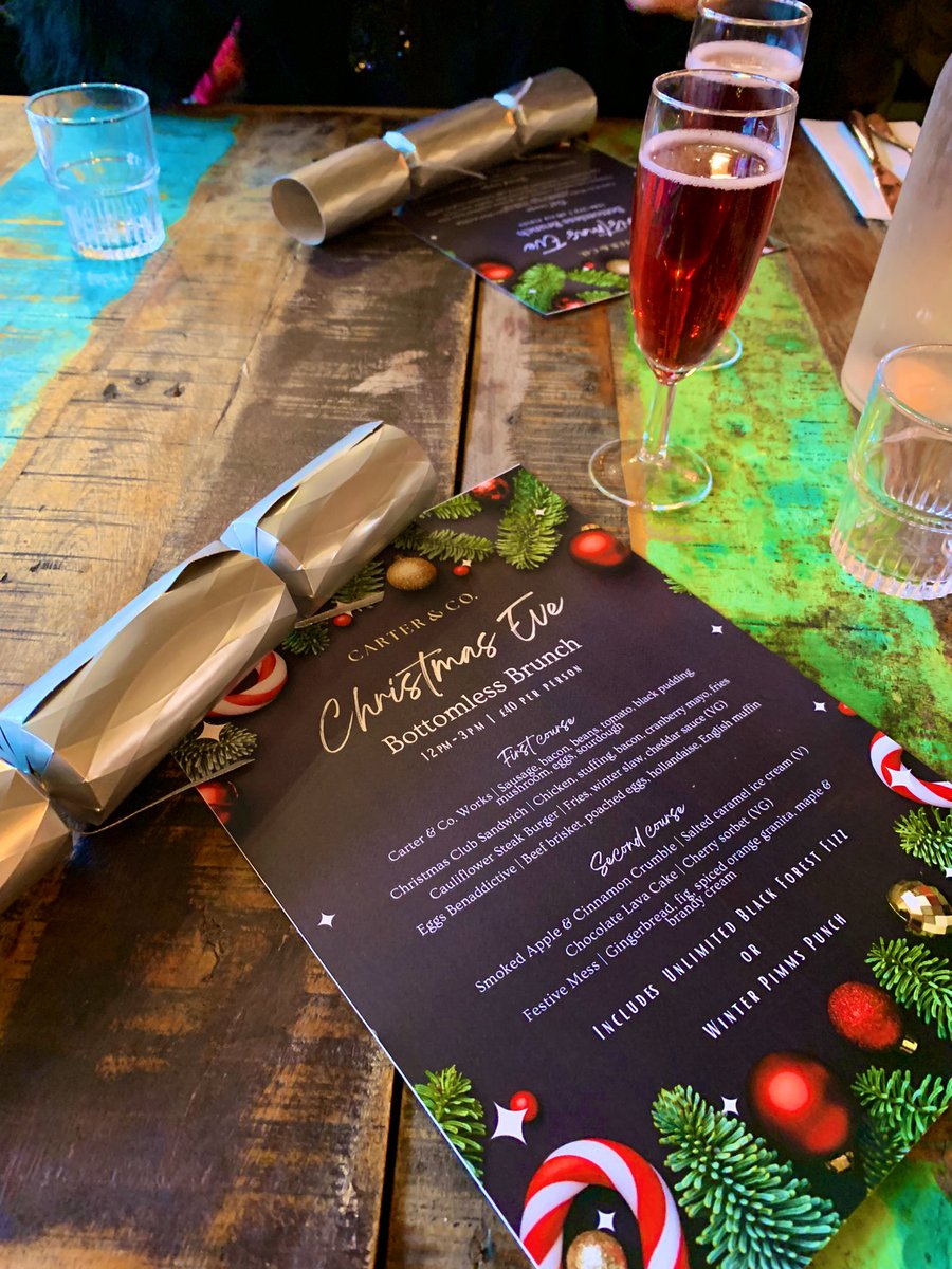 cj_pompey's tweet photo. Christmas Eve Bottomless Brunch 🍾🥂 #CarterandCo #winterfizz #happyxmaseve https://t.co/D8woVwcxcP