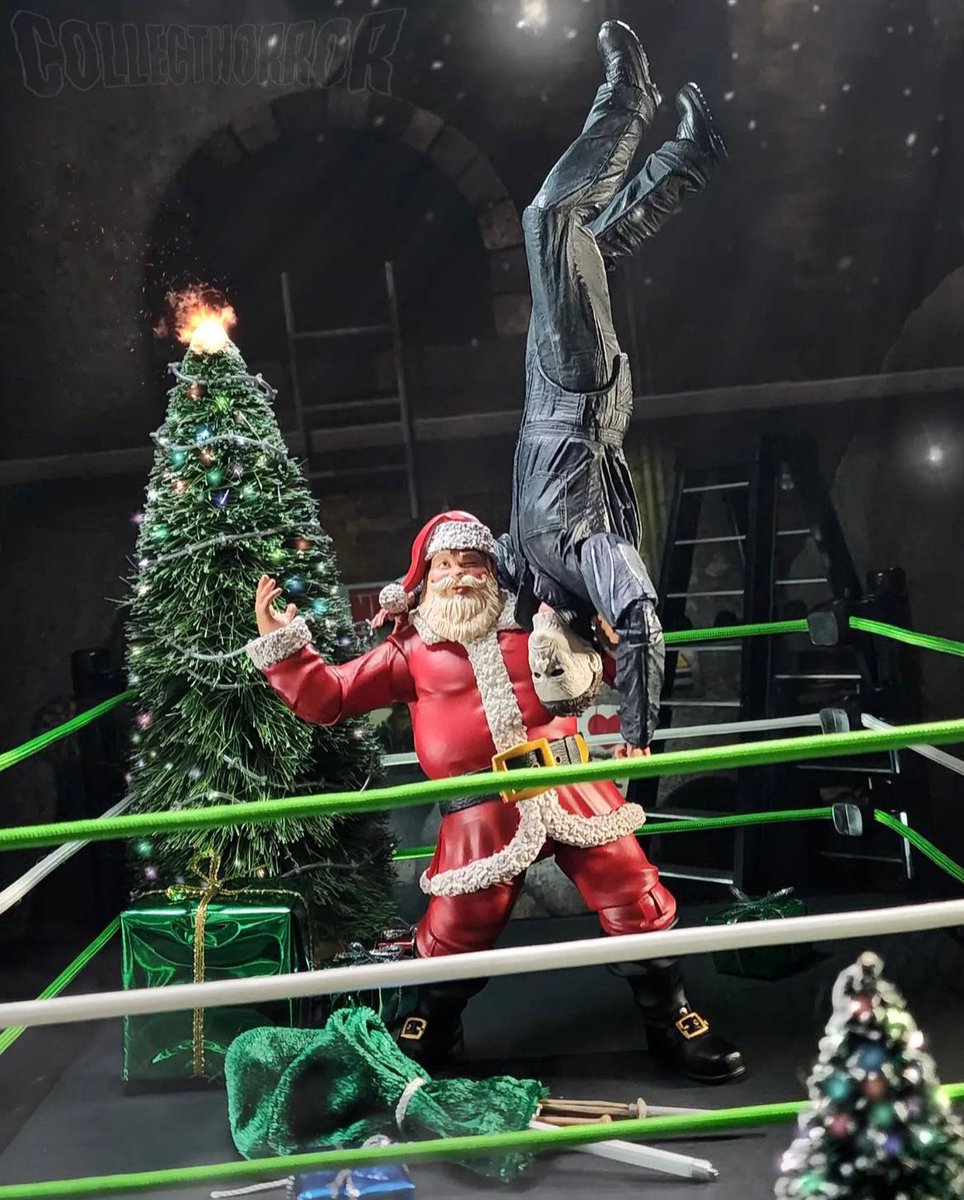 We hope everyone has a safe and merry holiday weekend! 📸 by “collecthorror” (on IG) using the “Sewer Lair” diorama. ➡️DioramaPrints.com 🏷#dioramaprints

#diorama #dio #backdrop #toyphotography #neca #freshmonkeyfiction