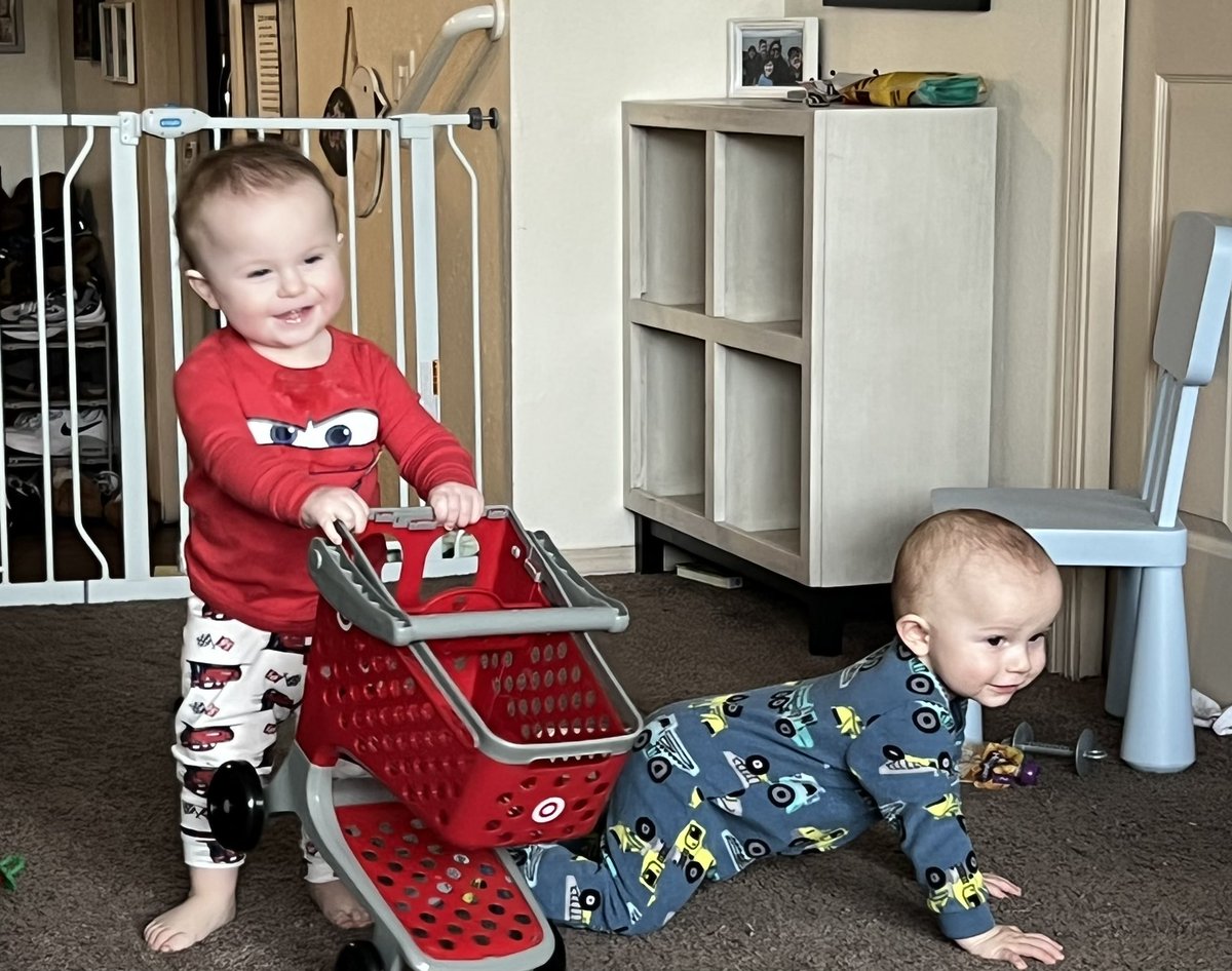 INTERNET SMASH tweet media