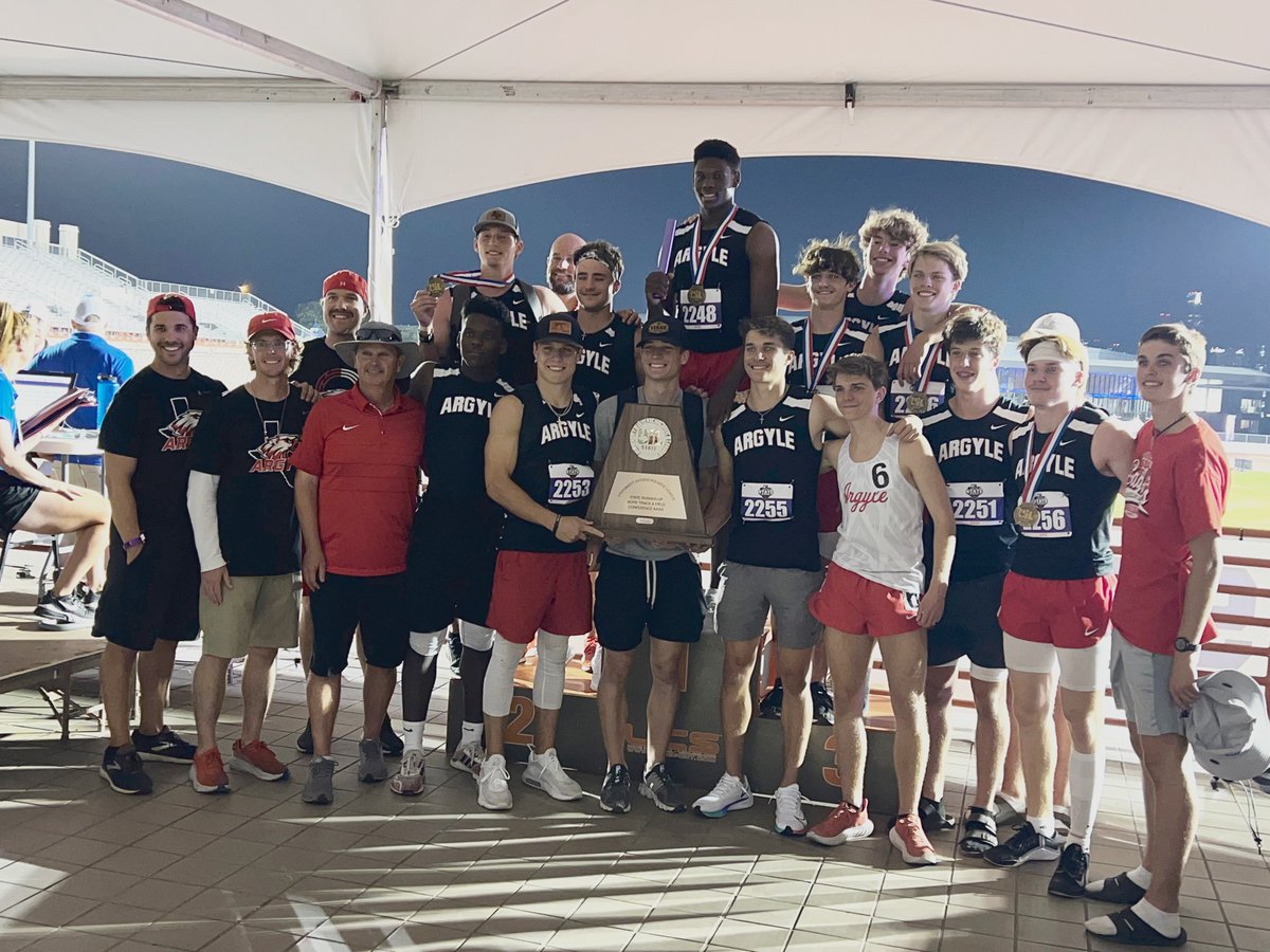 ArgyleTf's tweet image. Complete &quot;Happiness&quot; for this great group of hard workers!