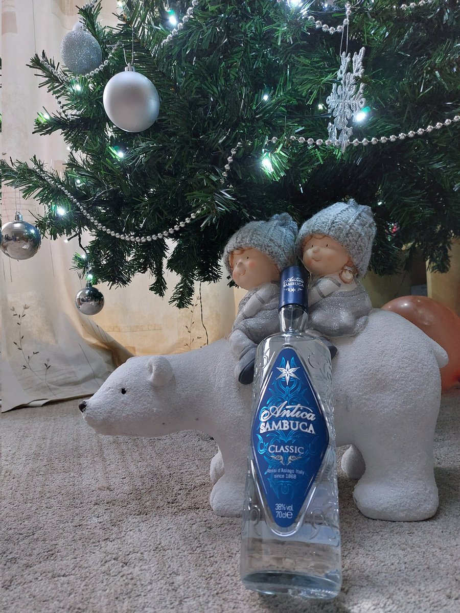 KeithMurf's tweet photo. Happy Christmas to one and all! https://t.co/h91I2lpkgg