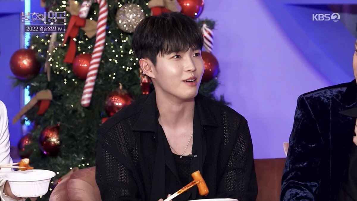 221224 불후의 명곡 왕중왕전 본방사수✨❤️

가수분들의 고퀄 무대로 귀호강은 물론, 재환이의 새삥까지 볼 수 있었던 행복한 방송이었어요! 가수분들의 캐롤로 크리스마스 분위기가 물씬 느껴져 즐겁게 봤습니다! 다음주 왕중왕전 2부 본방사수도 함께할게요🔥

 #KBSKpop_불후의명곡_왕중왕전_김재환