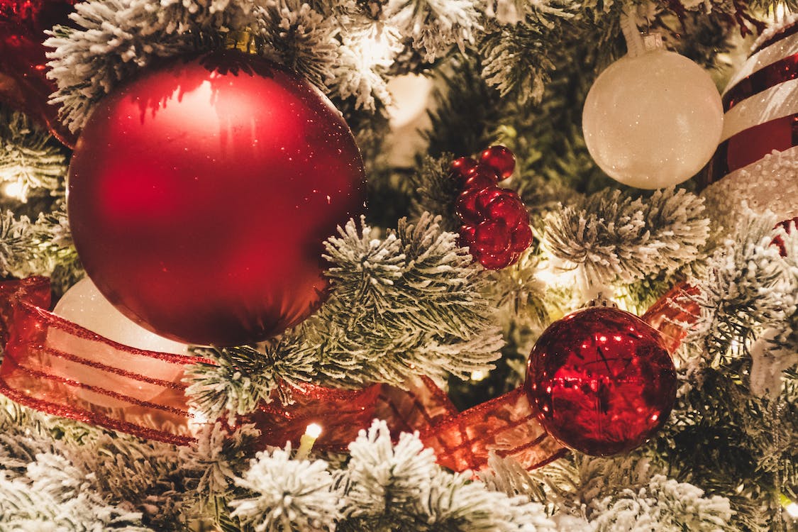Im Namen des EIZ wünschen wir allen eine besinnliche Weihnachtszeit und einen guten Rutsch in das kommende Jahr.

#europainstitut #eizuzh #eiz
