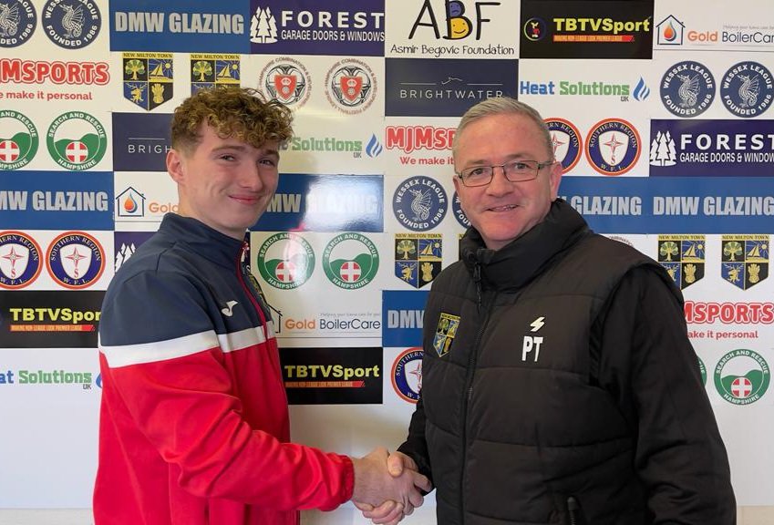 New Milton Town FC tweet media