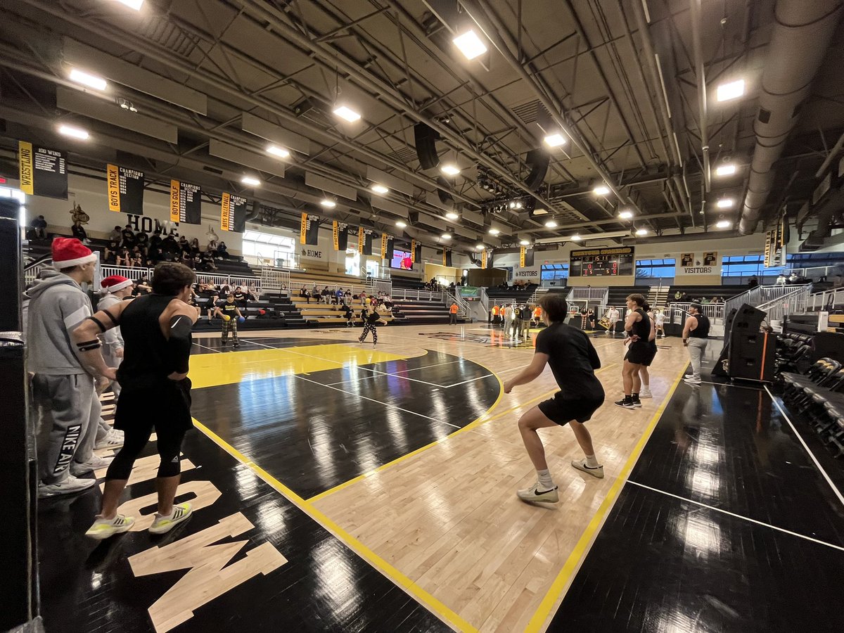 Polny32's tweet photo. Beyond grateful for the opportunity to organize and host this year’s dodgeball tournament at Montour! Together, we raised over $1100 to buy gifts for those who wouldn’t have received them otherwise! Thank you so much to all who participated, volunteered, and made it all happen! https://t.co/36OT0xUTZJ