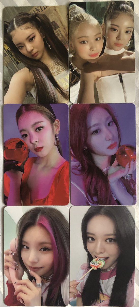 _hydracs's tweet photo. TWICE AND ITZY PCS https://t.co/RQeJCJW6Y3