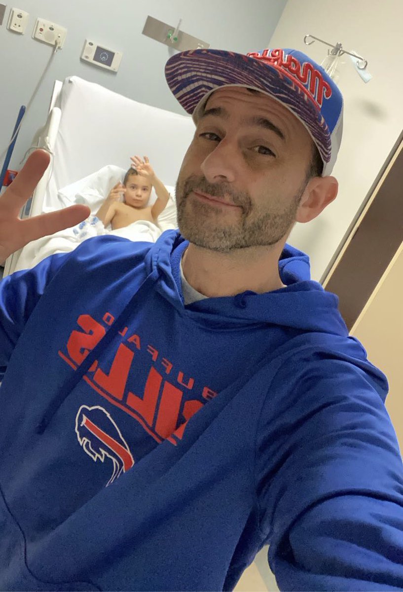 ΜΔŘĆ tweet media