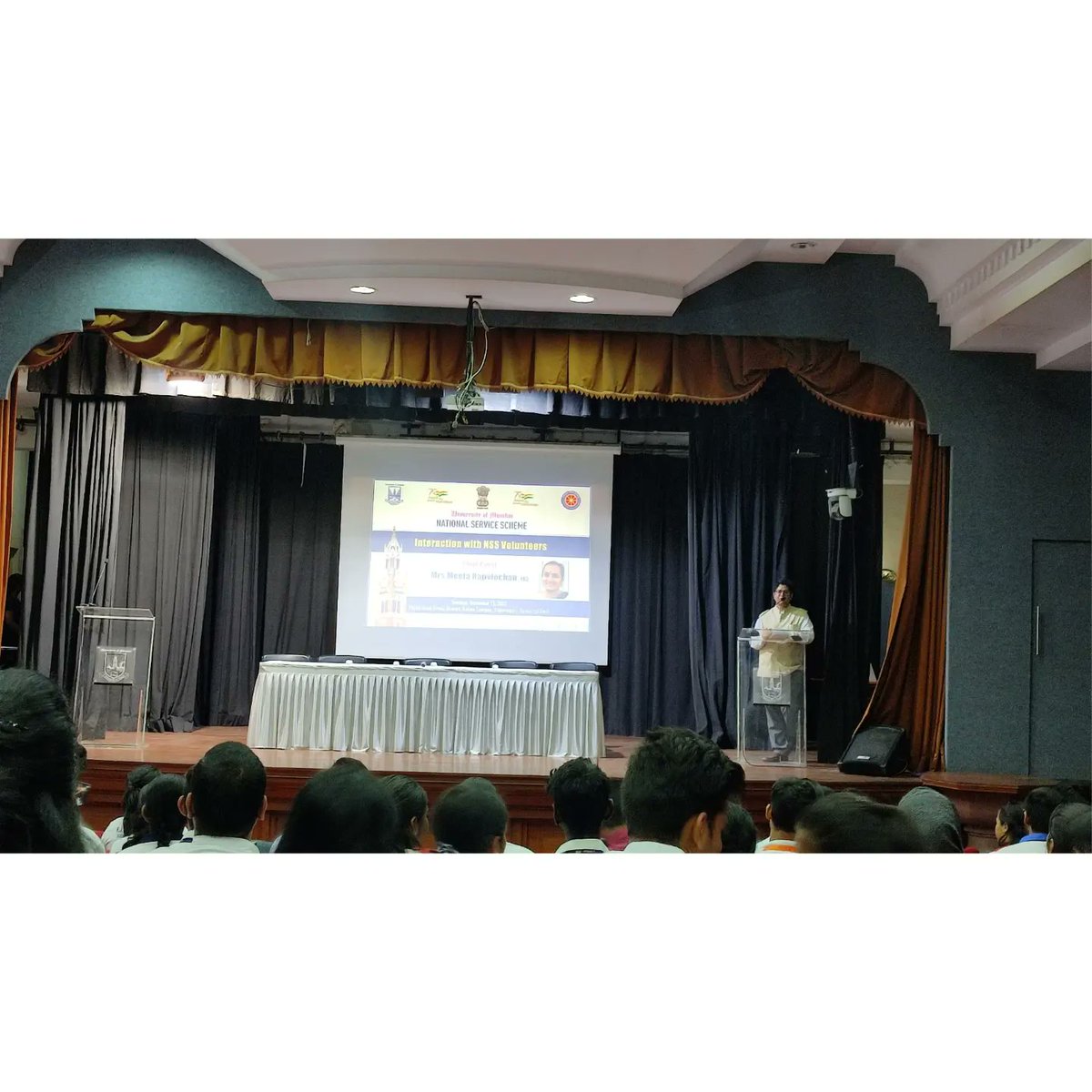 nss_llrc's tweet photo. Our NSS UNIT attended an INTERACTION SESSION with NSS Volunteers at Phiroz Shah Mehta Bhavan Auditorium dated on 13th December 2022. The chief guest was Mrs. Meeta Rajivlochan and IAS officer. The session was interactive and knowledgeable. @ConnectingNss https://t.co/gd6E9sFHxu