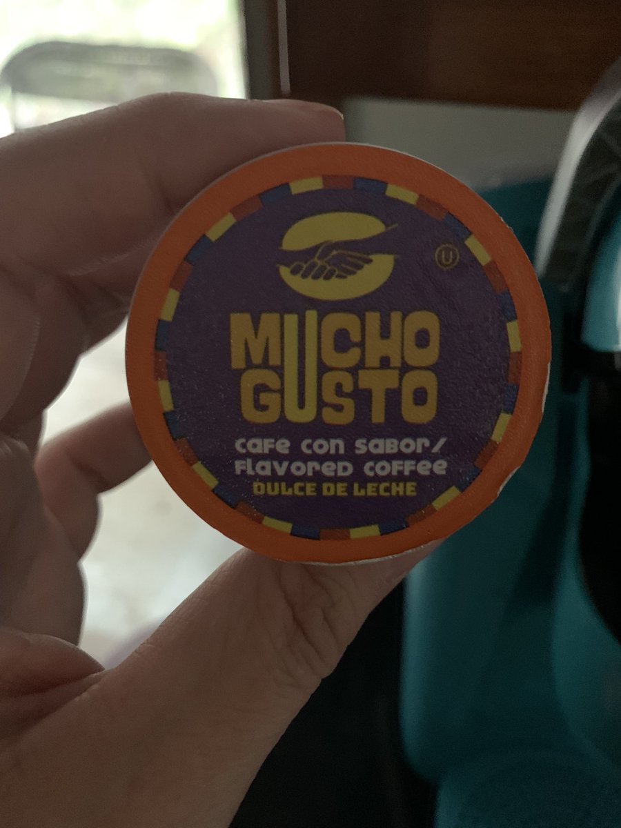 themeekmoose's tweet image. I saw this one and wanted to try it just so I could shout “Mucho Gusto!” after every sip. The children started to complain about that, so I had to put a lid on it. They aren’t kidding about the leche in this one. Very creamy. A dessert coffee. @MelodySamsel #40cupswithMeek