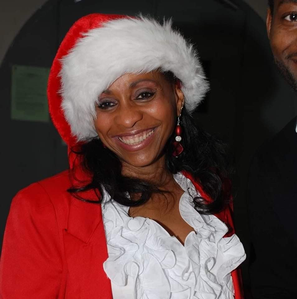 JHippocrate's tweet photo. Joyeux Noël à toutes et à tous. Oui, j'accepte un cadeau. Rendez HEUREUX, SVP, TOUS LES ENFANTS ATTEINTS DE DRÉPANOCYTOSE. MERCI https://t.co/sFqlvWZzus