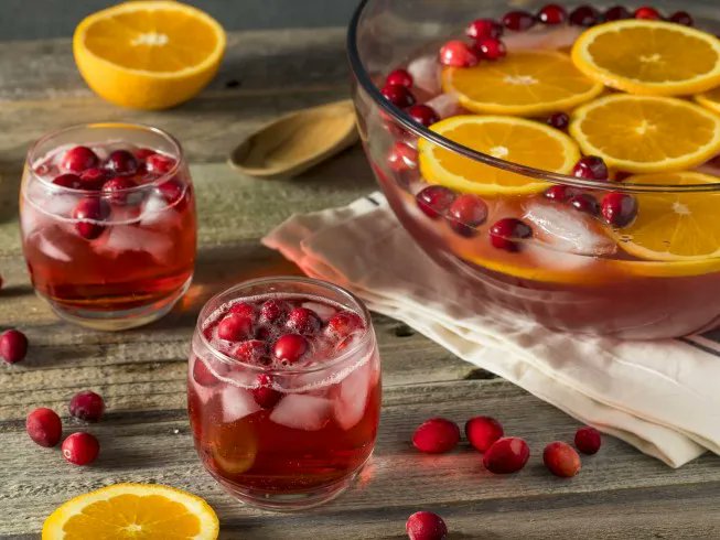 CDKitchen's tweet image. Any recipe that starts off with a pint each of vodka and bourbon means business. Fresh cranberries help bring out the Christmas spirit while a good pour of ginger ale adds a nice fizz to the punch. buff.ly/3tVjs5n