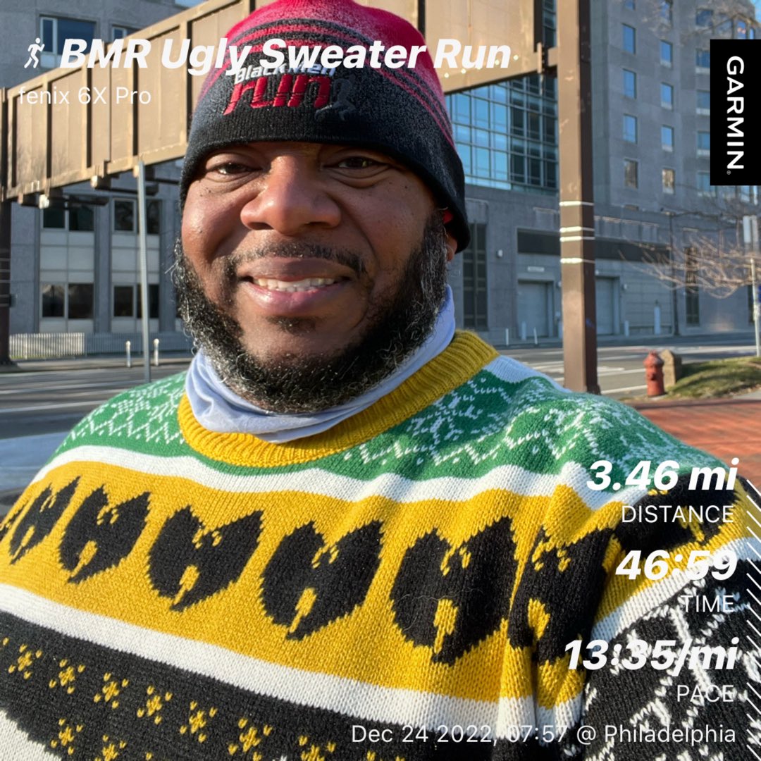 #UglyChristmasSweater 5k wit #bmrphilly and the run fam. Started off at 6degrees warmed up to about 8🥵😆
#HappyHolidays #MerryChristmas 
#bighomieonthemove #bmrphilly #swaggahouserunclub #weoutside #BeatYesterday #runforgood #WuTang4Life