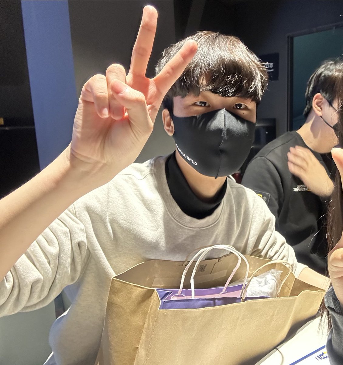 k21t2y's tweet photo. 판테라 프로텍트 #Prot3ct https://t.co/Q1HQS9NEle