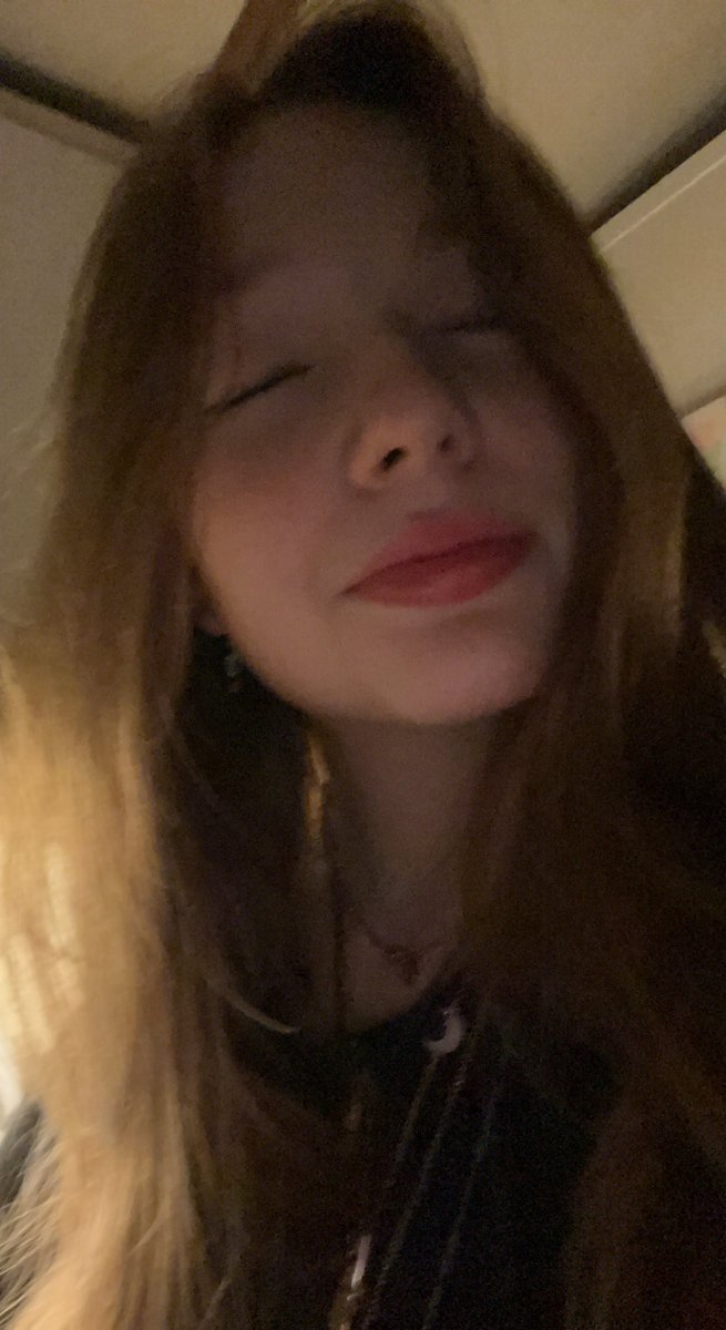 evalynnsells's tweet photo. hmu selling content 😁 #cashapp #selling #sellingcontent https://t.co/ea9yw8Mjbx