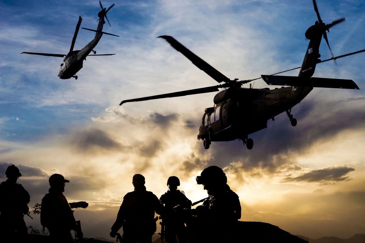 CStarlingD's tweet photo. Come work for me &amp; the Forward Defense team at the @AtlanticCouncil! We're #hiring an early- to mid-career Assistant/Associate Director to support our #defense, #security, and #tech work. Please share w/ your network! The application is open until Jan 2: https://t.co/3rRSmpfant https://t.co/MI54TarSEN
