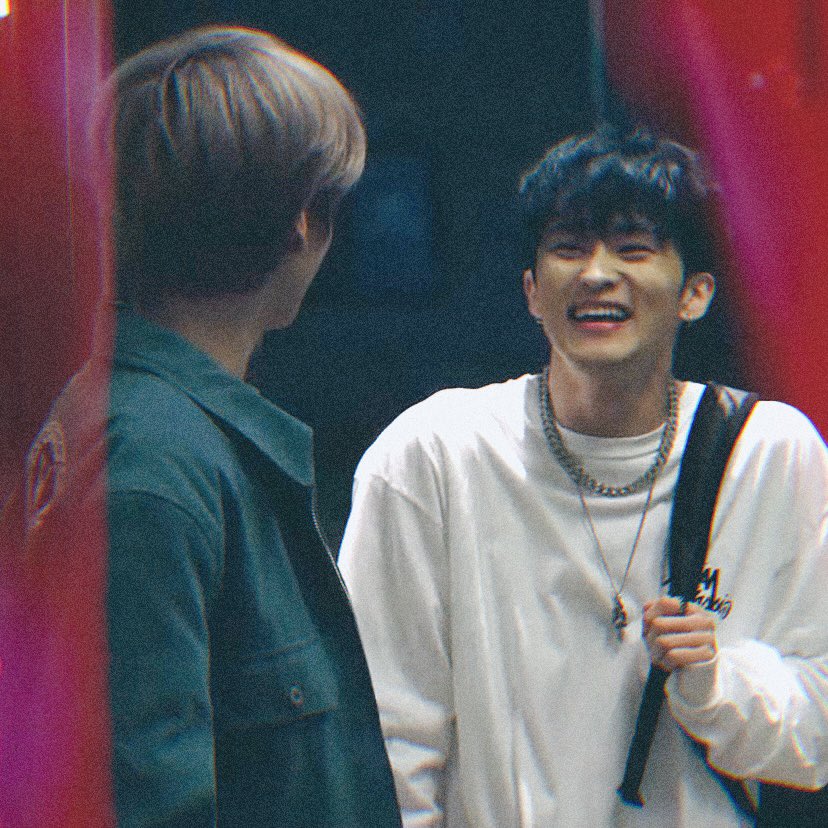 inxjupit's tweet photo. 🤍 #sungmark https://t.co/77ncEhNmb9