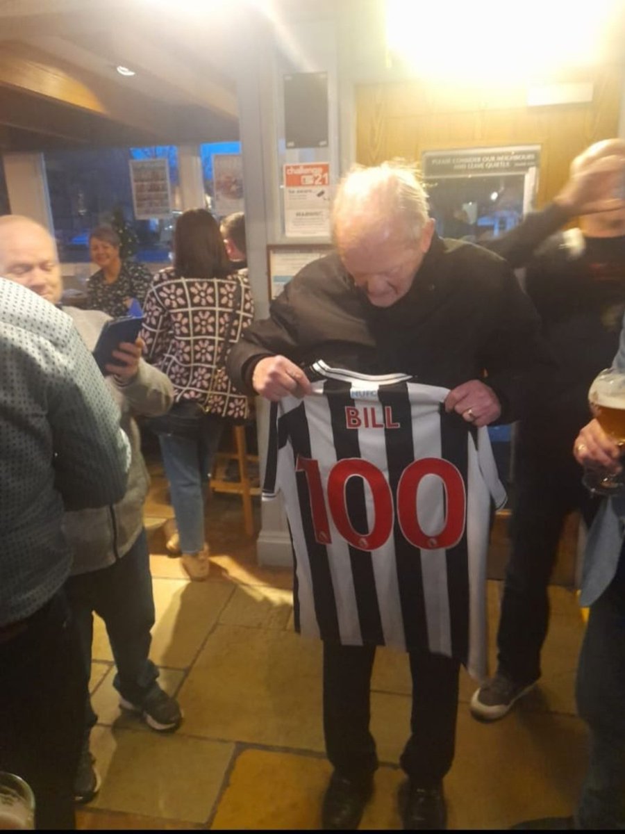 peter_brown16's tweet image. Can we have a shout out to Bill Buddle who's turned 100 today, lifetime Newcastle fan joins the 100 club.
@ghodoussi @alanshearer @jamiereuben @NUFC @brunoog97 @ChronicleNUFC @lee_ryder @trippier2 @ToonPolls