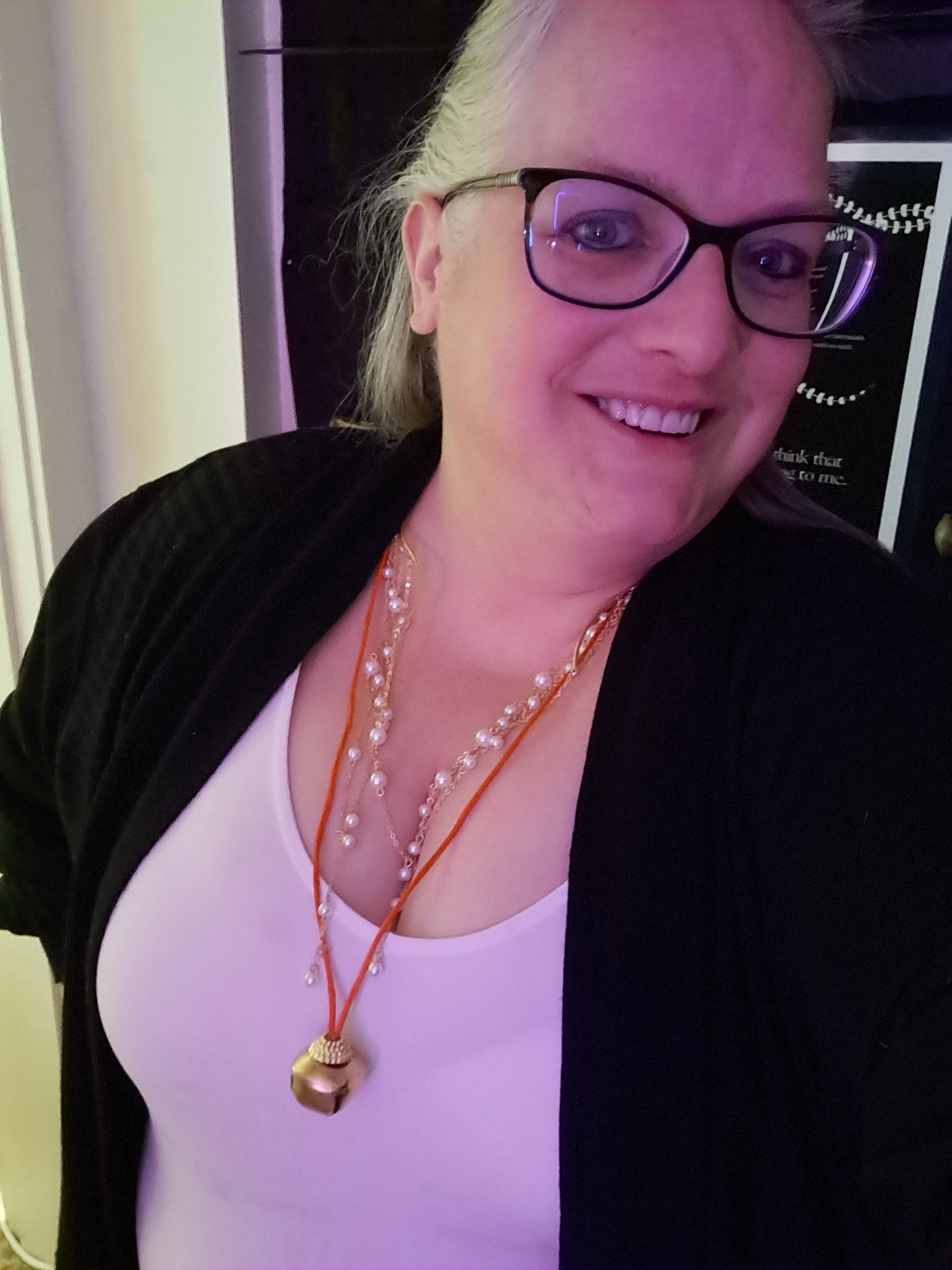 Too much cleavage for church? https://t.co/vqRRqwWDvk