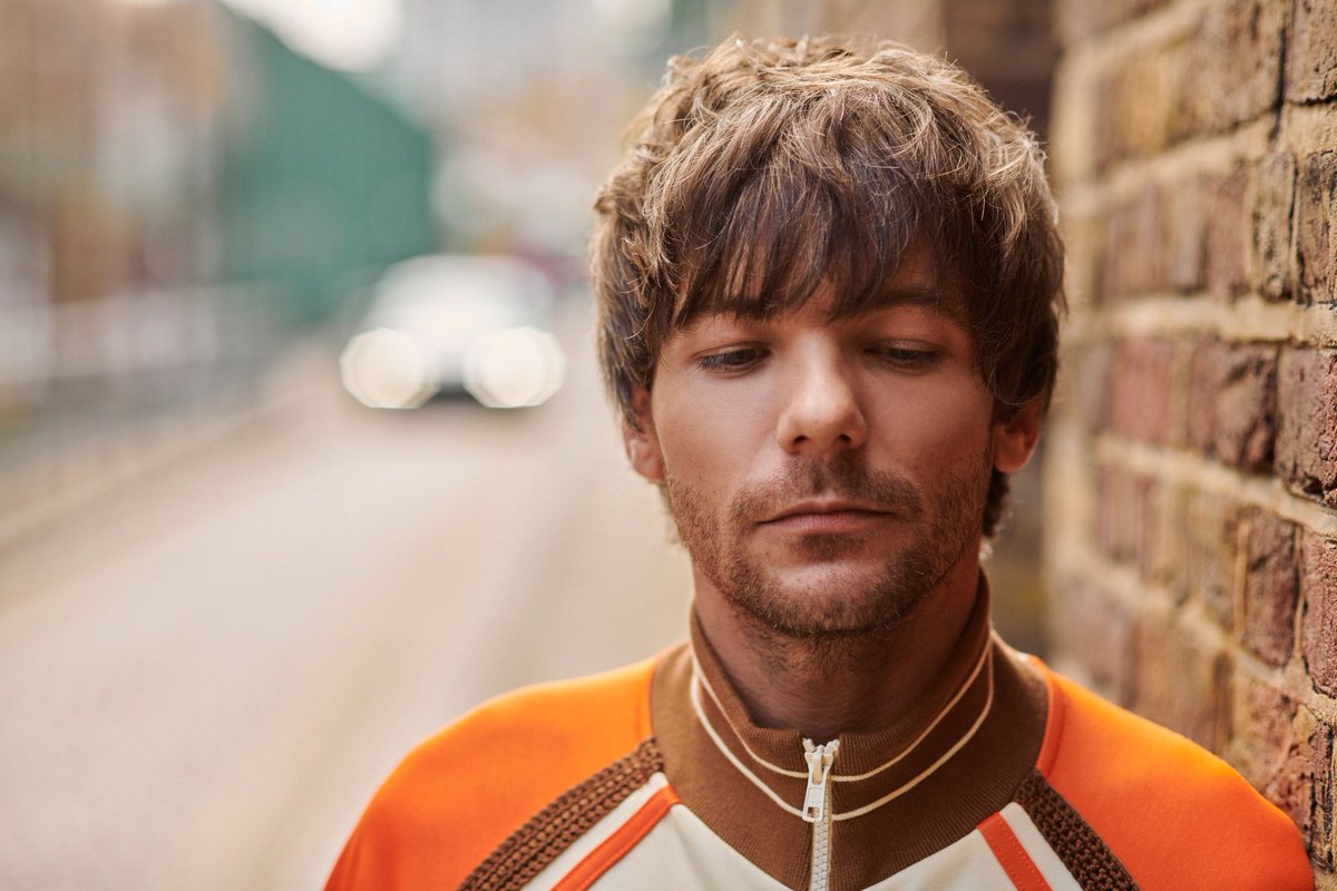 PrincessParkHQ's tweet photo. 📸• Louis fotografiado para la revista Dork! https://t.co/NMn24o5VLm