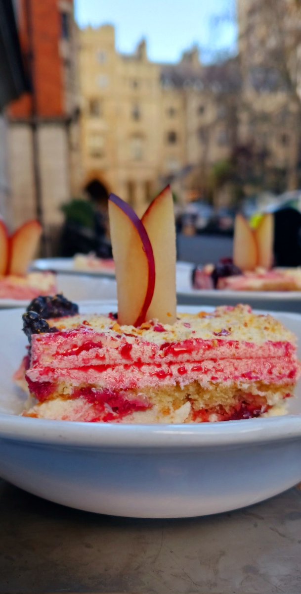 HoweChoir's tweet image. Looks amazing ... tasting better 😋