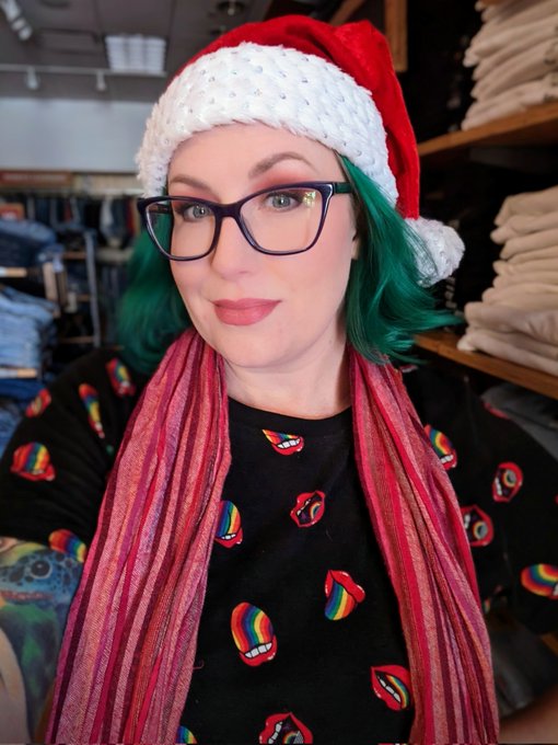 Merry whatever. Come hang out with me in my discord community!   #milf #womenover40 #ChristmasEve #DiscordServer<a href="/tag/christmaseve"class="tags"><span>#christmaseve</span></a><a href="/tag/milf"class="tags"><span>#milf</span></a><a href="/tag/womenover40"class="tags"><span>#womenover40</span></a><a href="/tag/discordserv"class="tags"><span>#discordserv</span></a>