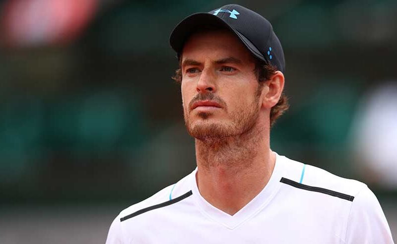 🎅 Saviez-vous qu’un père Noël a fait des cadeaux en Ukraine toute l’année? Son nom: Andy Murray. D'Indian Wells à la fin de saison 2022, l’Écossais a offert tout son prize money à l'UNICEF pour aider les enfants en Ukraine. Au total, plus de 630 000 dollars de dons. Amour.